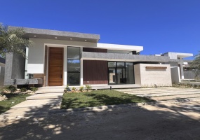 AMAZING LUXURY 3 BEDROOM VILLA IN ENCUENTRO 