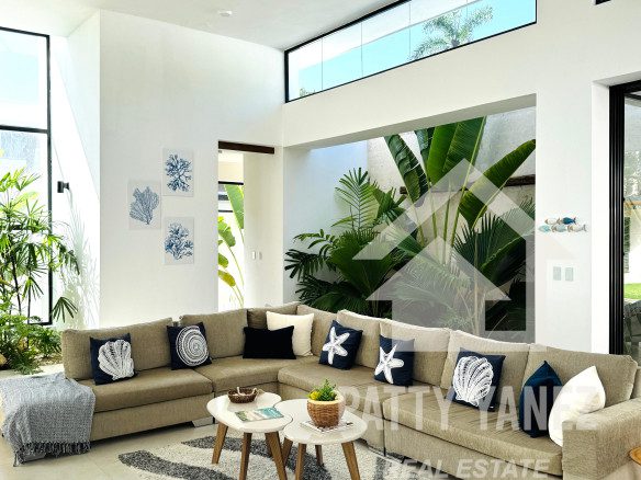 INCREÍBLE VILLA DE LUJO DE 3 DORMITORIOS EN ENCUENTRO 