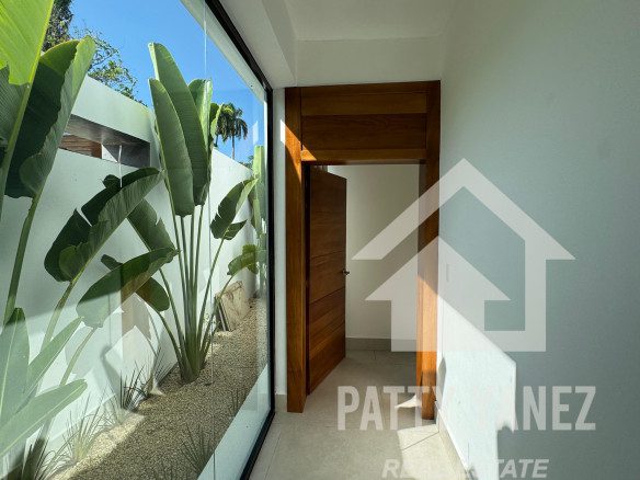 INCREÍBLE VILLA DE LUJO DE 3 DORMITORIOS EN ENCUENTRO 