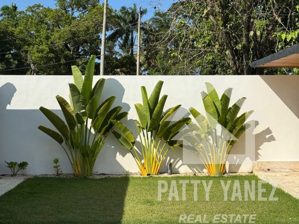INCREÍBLE VILLA DE LUJO DE 3 DORMITORIOS EN ENCUENTRO 