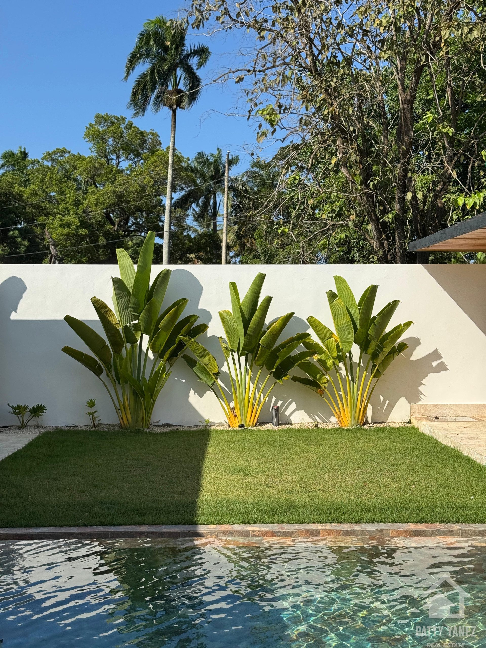 INCREÍBLE VILLA DE LUJO DE 3 DORMITORIOS EN ENCUENTRO 