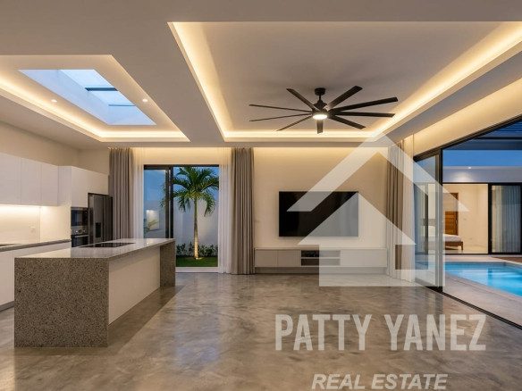 Modern Tropical Villa with Private Pool and Solar Energy System
