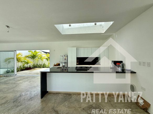 Modern Tropical Villa with Private Pool and Solar Energy System