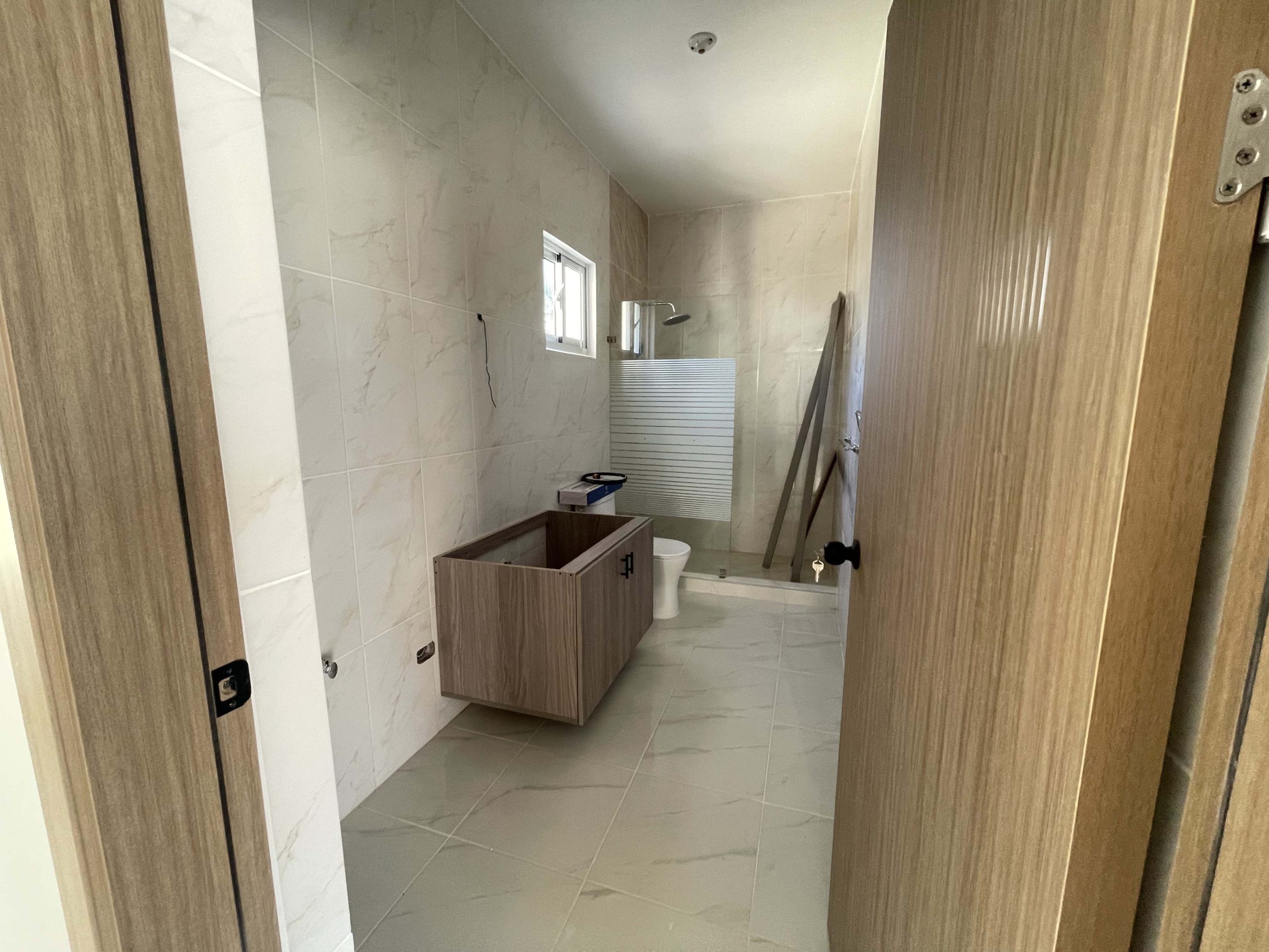 Impresionante villa de 2 dormitorios cerca de la playa: ¡ideal para vivir y como inversión!