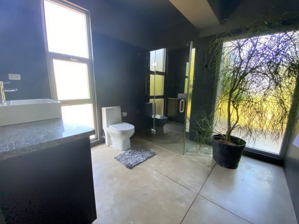 Villa moderna y espaciosa de 3 dormitorios en Encuentro – $499 000