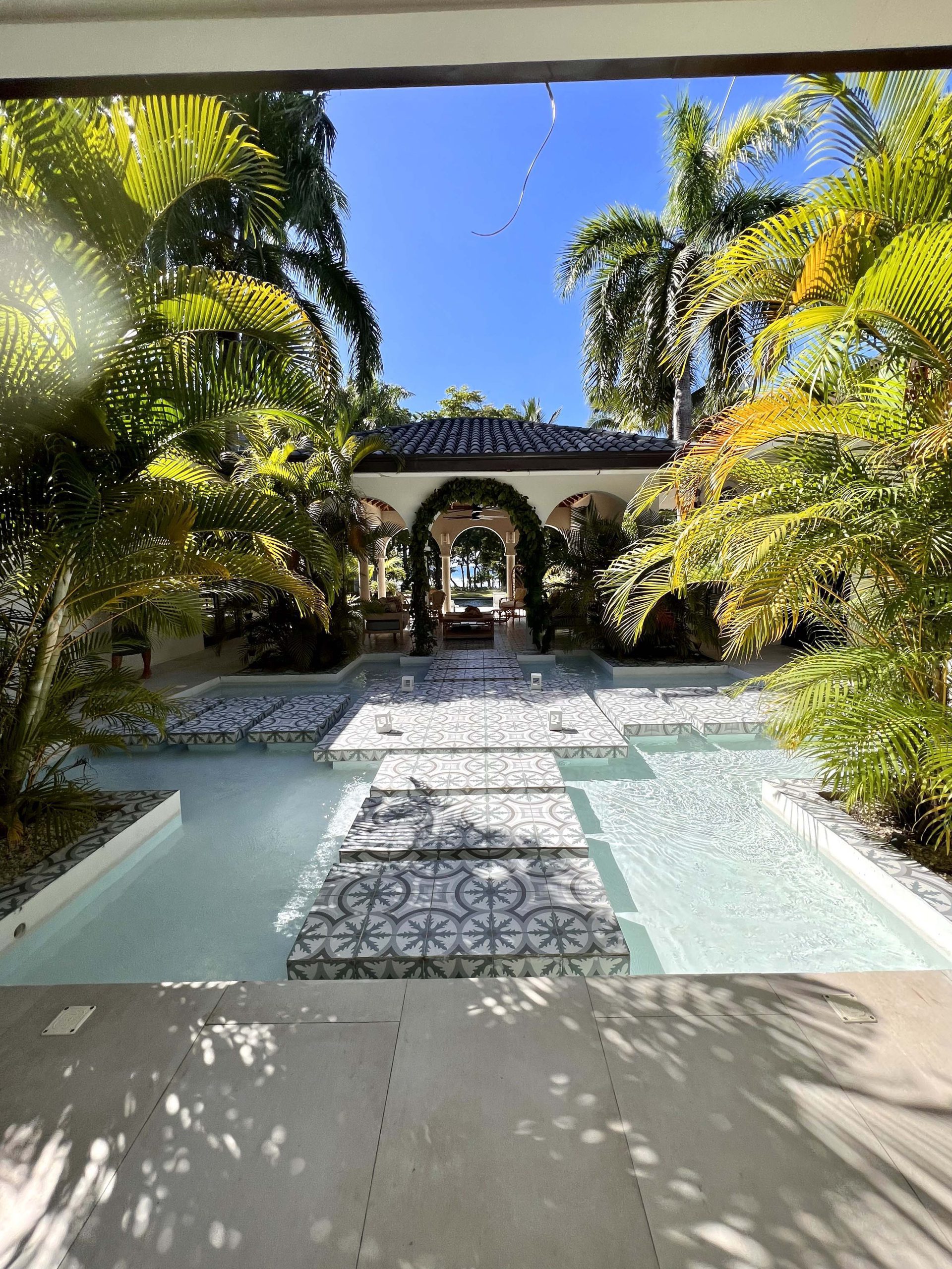 Classic Style Caribbean Villa – Your Private Oasis in Sea Horse Ranch