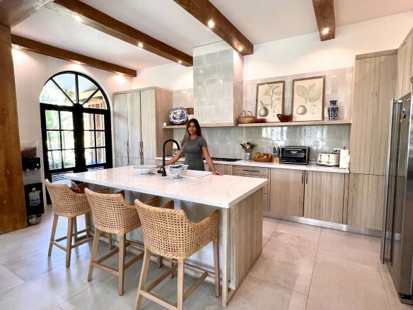 Classic Style Caribbean Villa – Your Private Oasis in Sea Horse Ranch