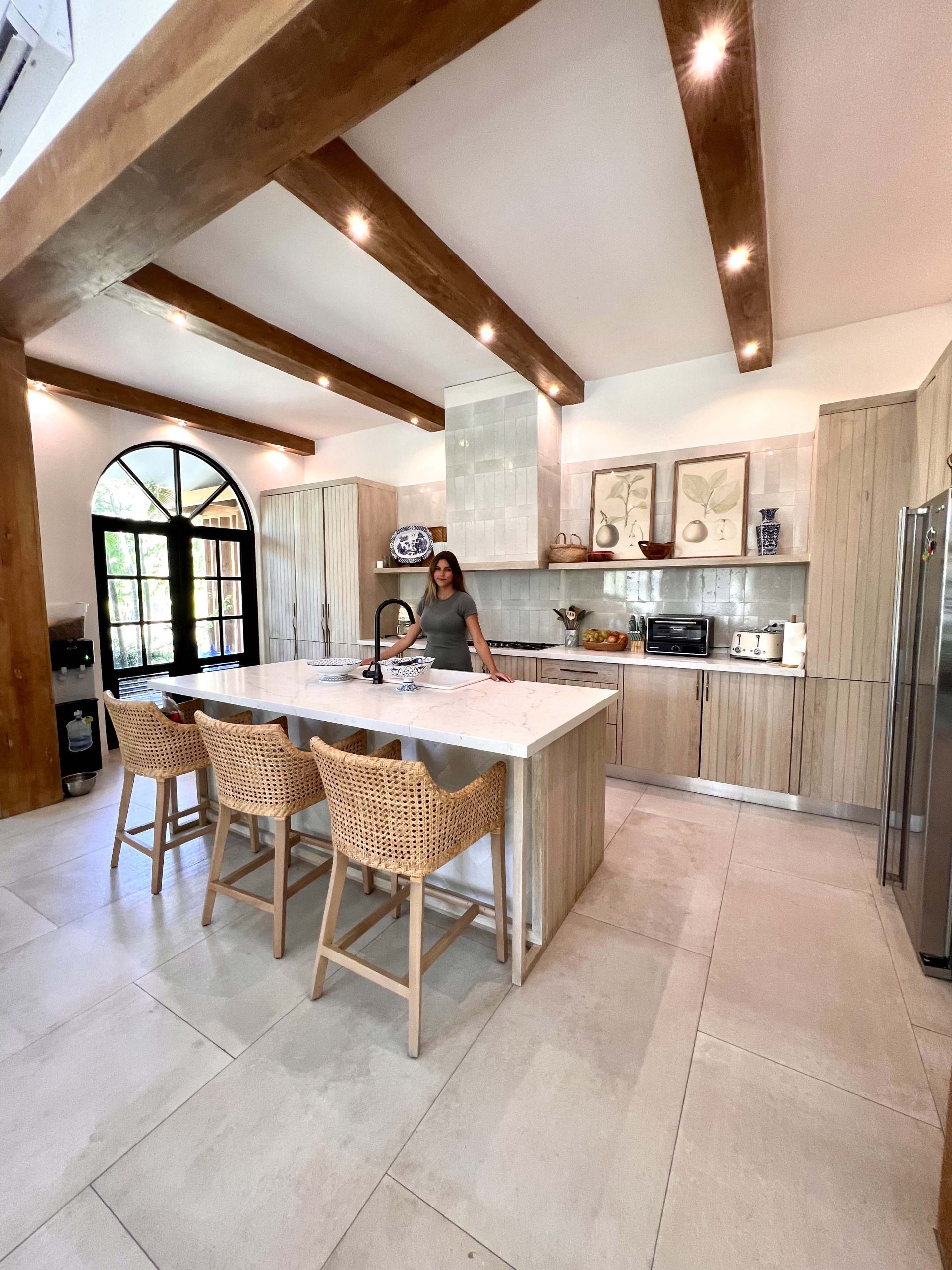Classic Style Caribbean Villa – Your Private Oasis in Sea Horse Ranch