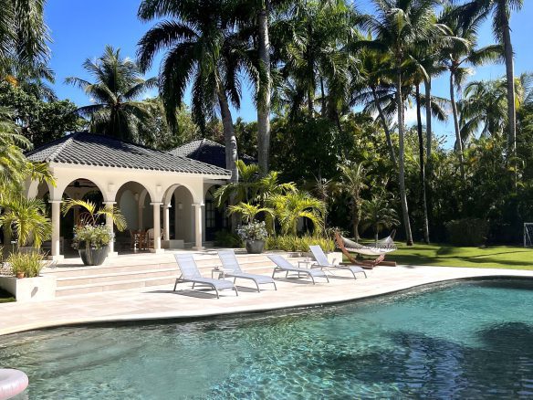 Classic Style Caribbean Villa – Your Private Oasis in Sea Horse Ranch