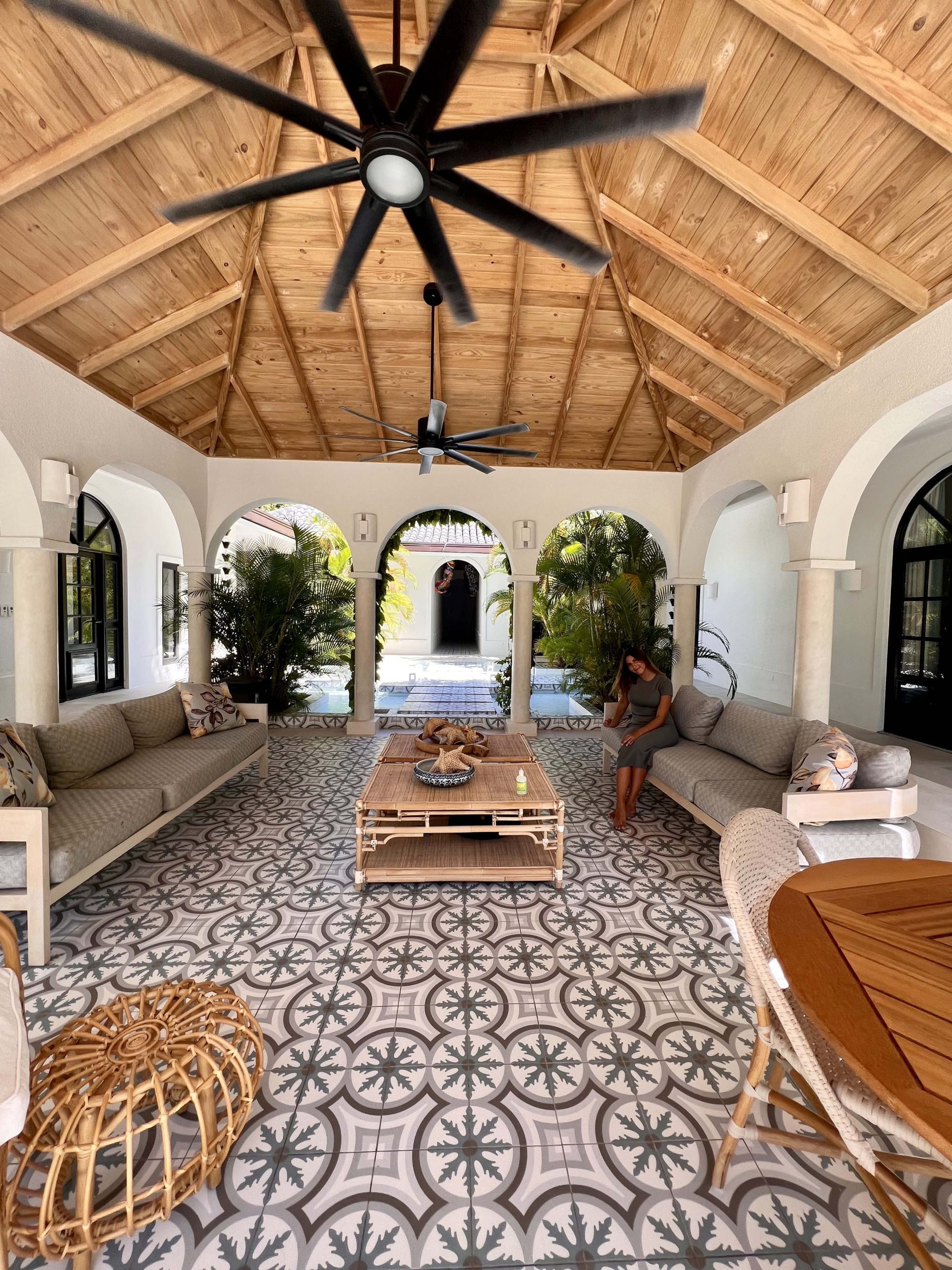 Classic Style Caribbean Villa – Your Private Oasis in Sea Horse Ranch