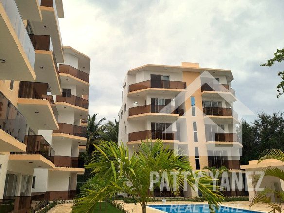 Modern 1-Bedroom Apartment for Sale – Prime Location Near the Beach