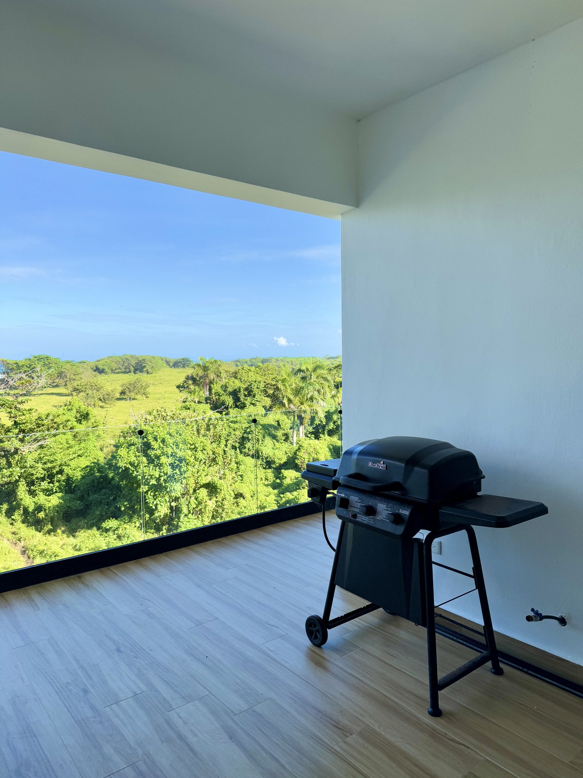 Luxury Beach-Walk Apartment in Encuentro – 2 Bed, 2 Bath with Rooftop Pool