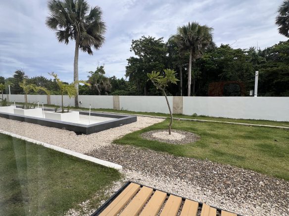 Luxury Beach-Walk Apartment in Encuentro – 2 Bed, 2 Bath with Rooftop Pool