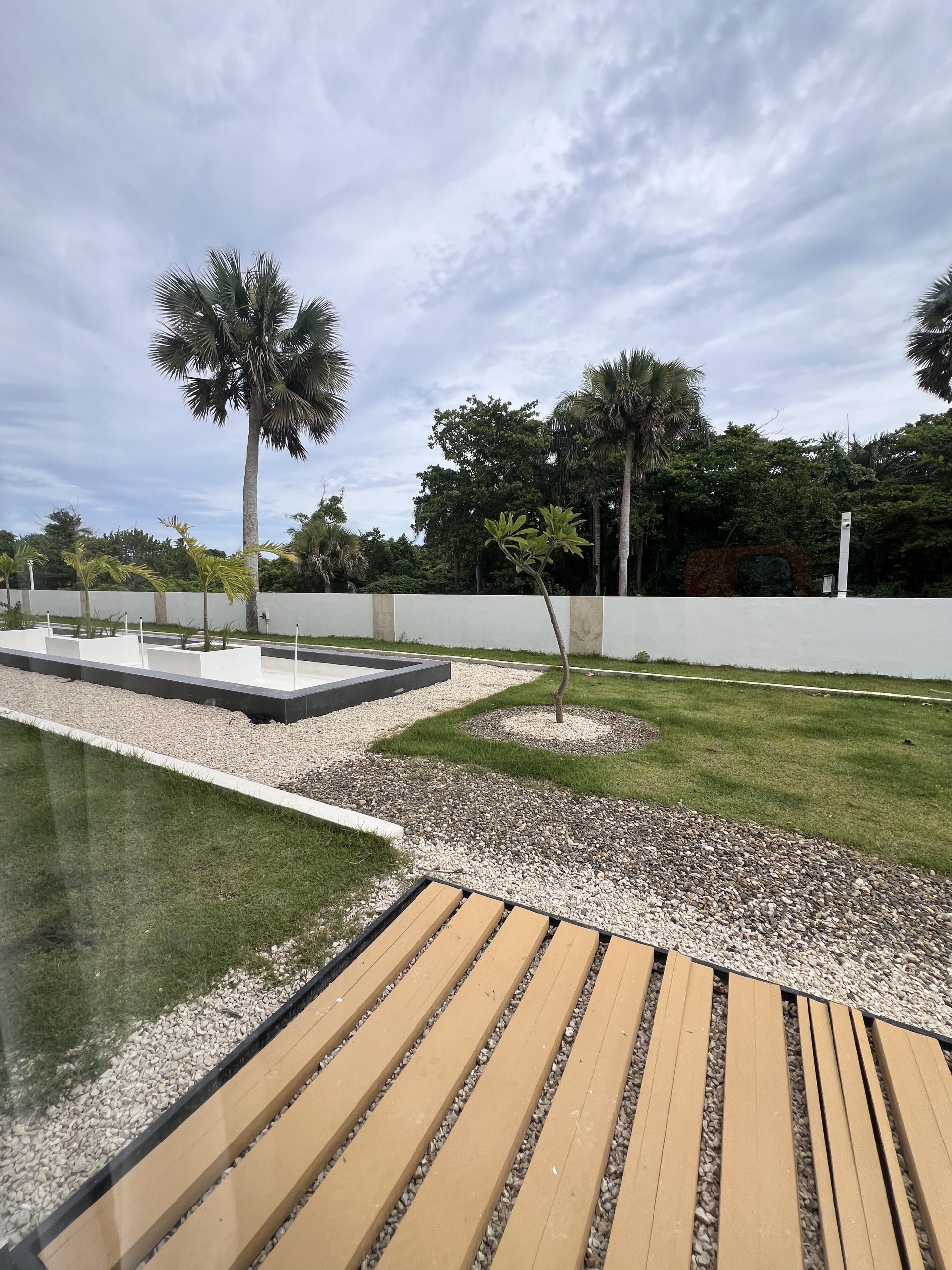 Luxury Beach-Walk Apartment in Encuentro – 2 Bed, 2 Bath with Rooftop Pool
