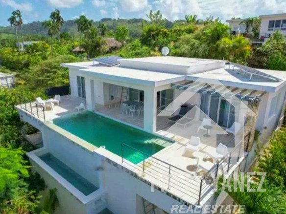 Impresionante villa con vista al mar en venta en Río San Juan, República Dominicana
