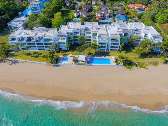 Vida de lujo en el Caribe con impresionantes vistas al mar