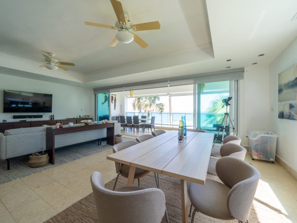Vida de lujo en el Caribe con impresionantes vistas al mar