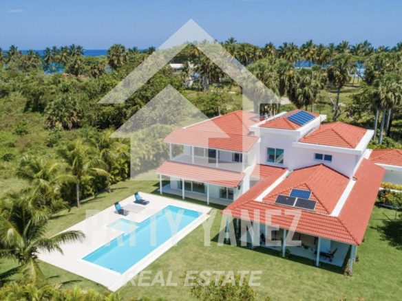 Villa de lujo en venta cerca de la playa, vivienda de 5 dormitorios