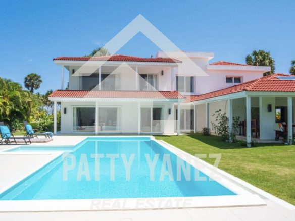 Villa de lujo en venta cerca de la playa, vivienda de 5 dormitorios