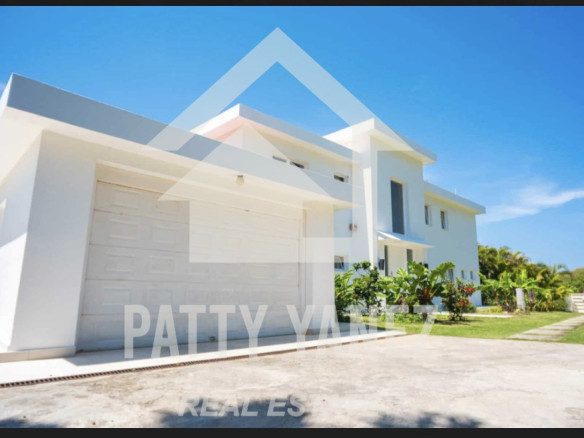 Villa de lujo en venta cerca de la playa, vivienda de 5 dormitorios
