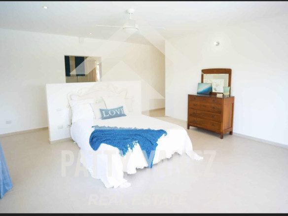 Villa de lujo en venta cerca de la playa, vivienda de 5 dormitorios