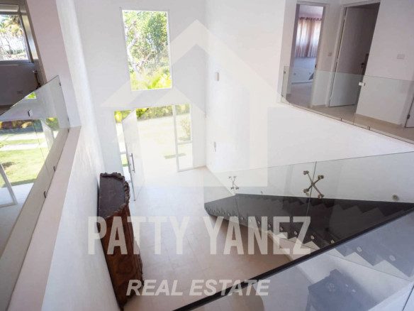 Villa de lujo en venta cerca de la playa, vivienda de 5 dormitorios