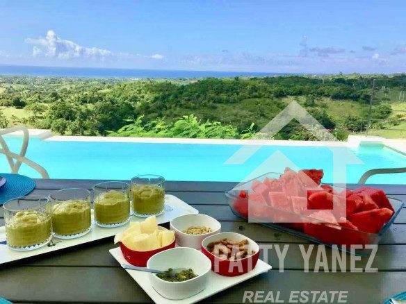 Impresionante villa con vista al mar en venta en Río San Juan, República Dominicana