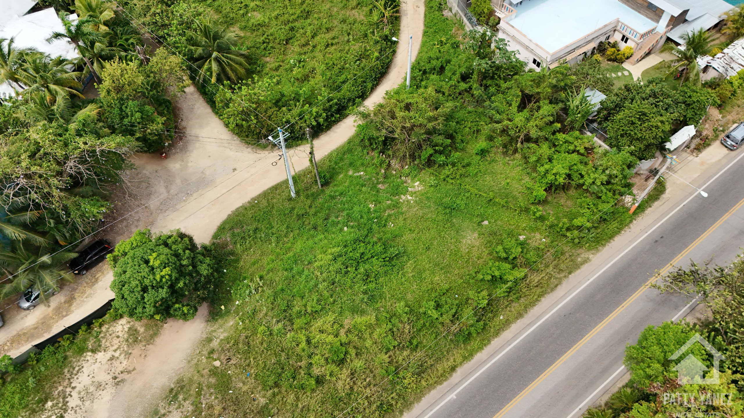 Unrestricted Land for Sale in Prime Location – Sosua-Cabarete Highway