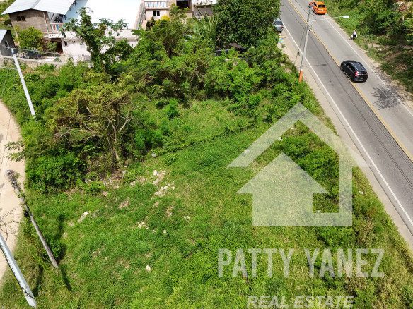 Unrestricted Land for Sale in Prime Location – Sosua-Cabarete Highway