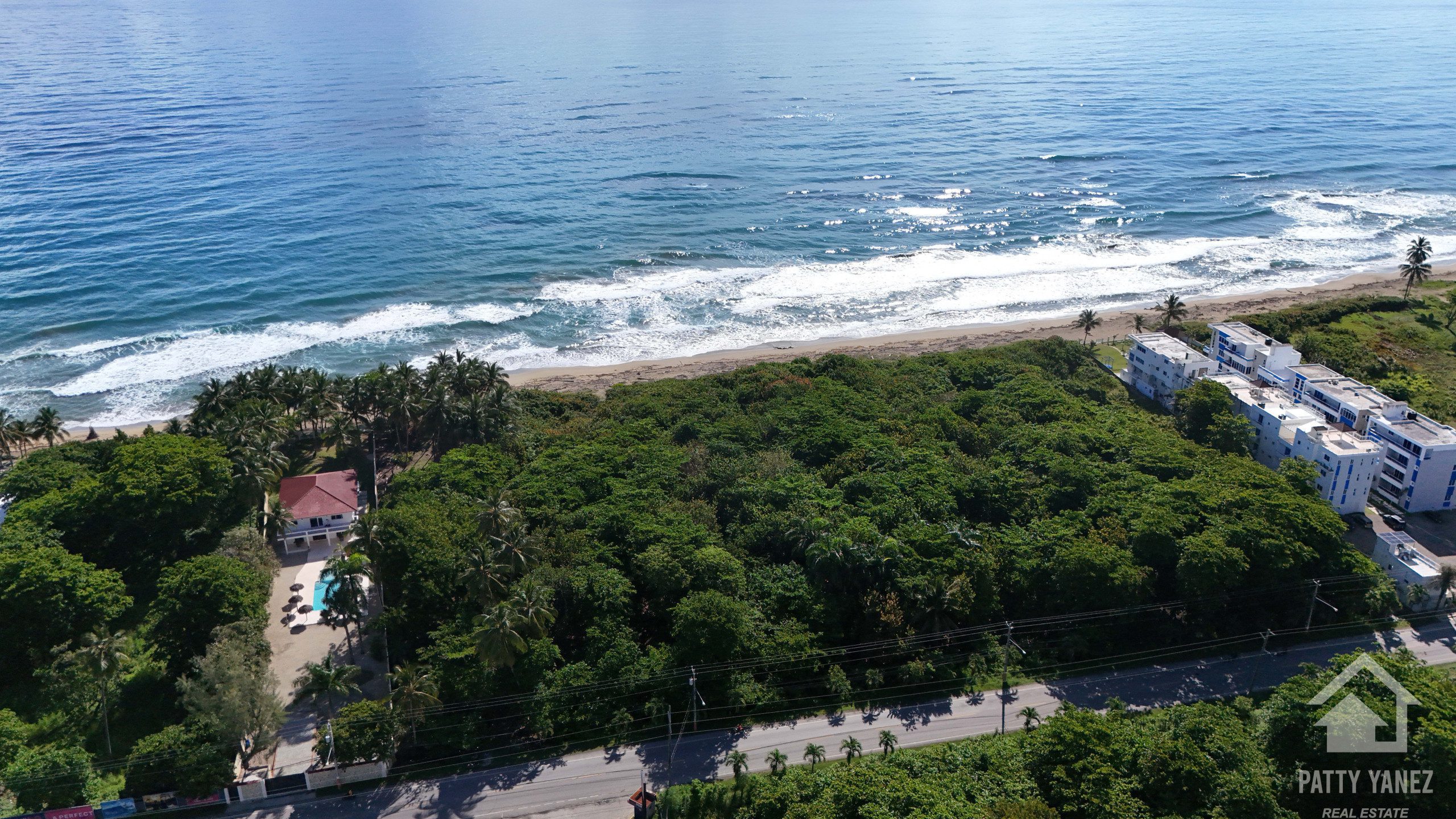 default Beachfront Land for Sale in Cabarete East – 1,860 m²