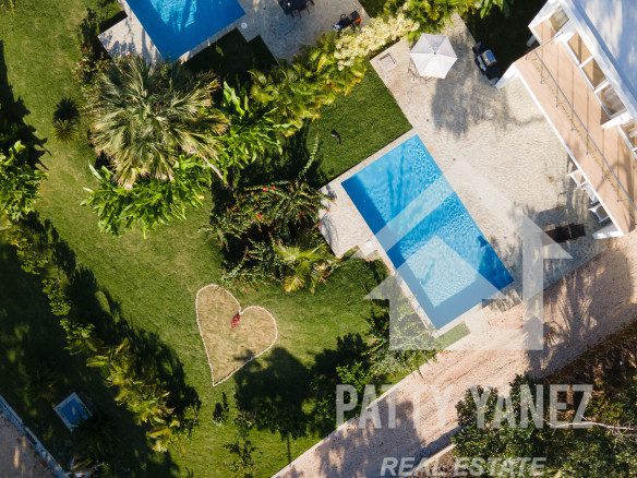 La elegancia tropical te espera en Casa Sueño: villa en venta cerca de Sosúa y Cabarete