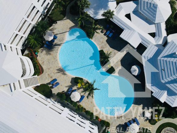 Se vende departamento amueblado de 1 dormitorio cerca de Playa Encuentro