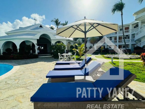 Se vende departamento amueblado de 1 dormitorio cerca de Playa Encuentro