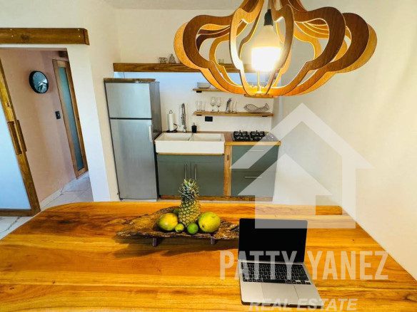 Se vende departamento amueblado de 1 dormitorio cerca de Playa Encuentro