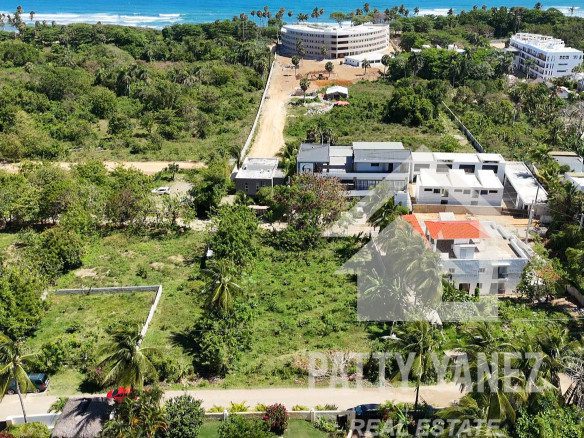 Lot for Sale in Encuentro – Only 2 Minutes from the Beach