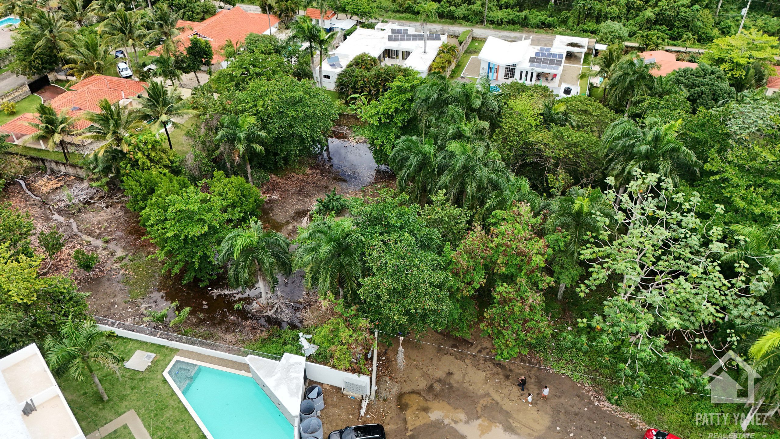 Land for Sale in Costa Azul – Ideal Investment Opportunity