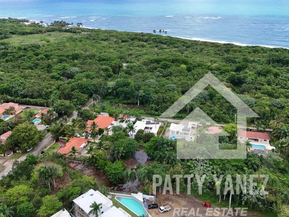 Land for Sale in Costa Azul – Ideal Investment Opportunity