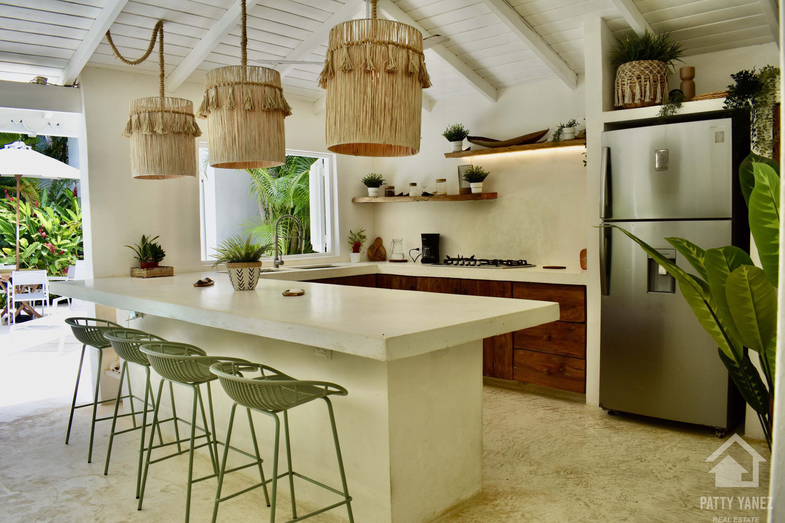 Villa tropical con bungaló para invitados en venta cerca de Playa Bonita – Las Terrenas