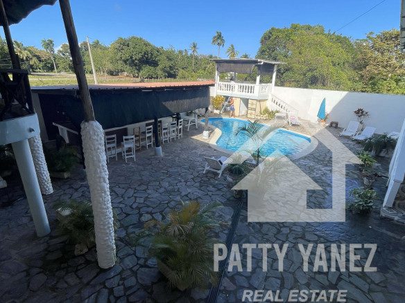Investment Opportunity: Rental Business with 12 Units + Penthouse