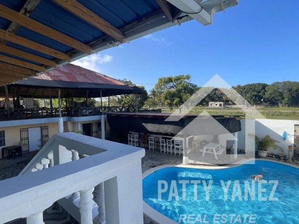 Investment Opportunity: Rental Business with 12 Units + Penthouse