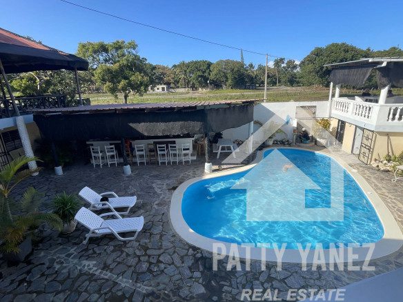 Investment Opportunity: Rental Business with 12 Units + Penthouse