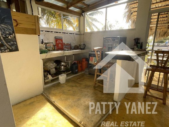 Investment Opportunity: Rental Business with 12 Units + Penthouse