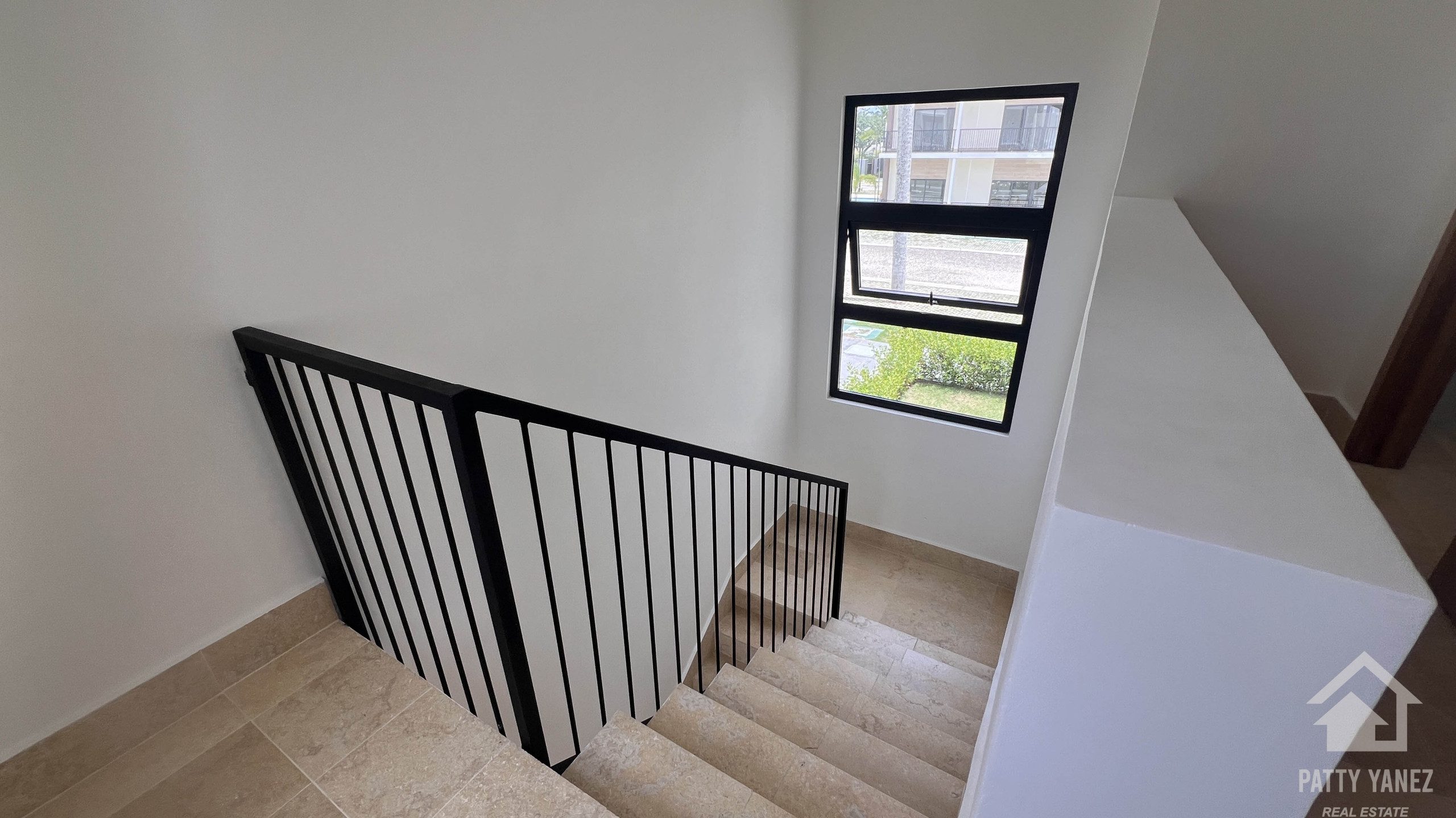 Playa Dorada – Villa de 2 dormitorios en venta en Puerto Plata