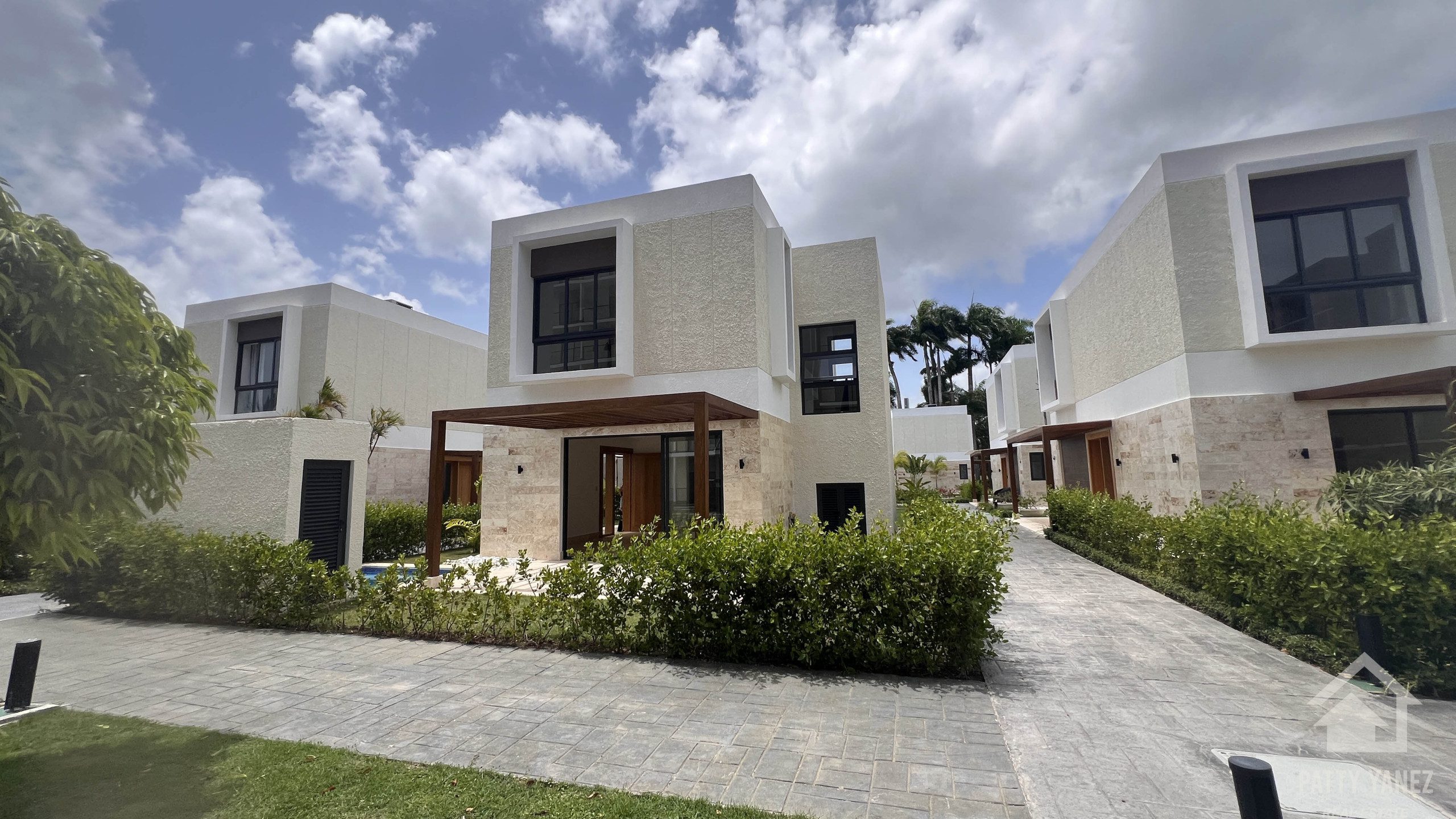 Playa Dorada – Villa de 2 dormitorios en venta en Puerto Plata
