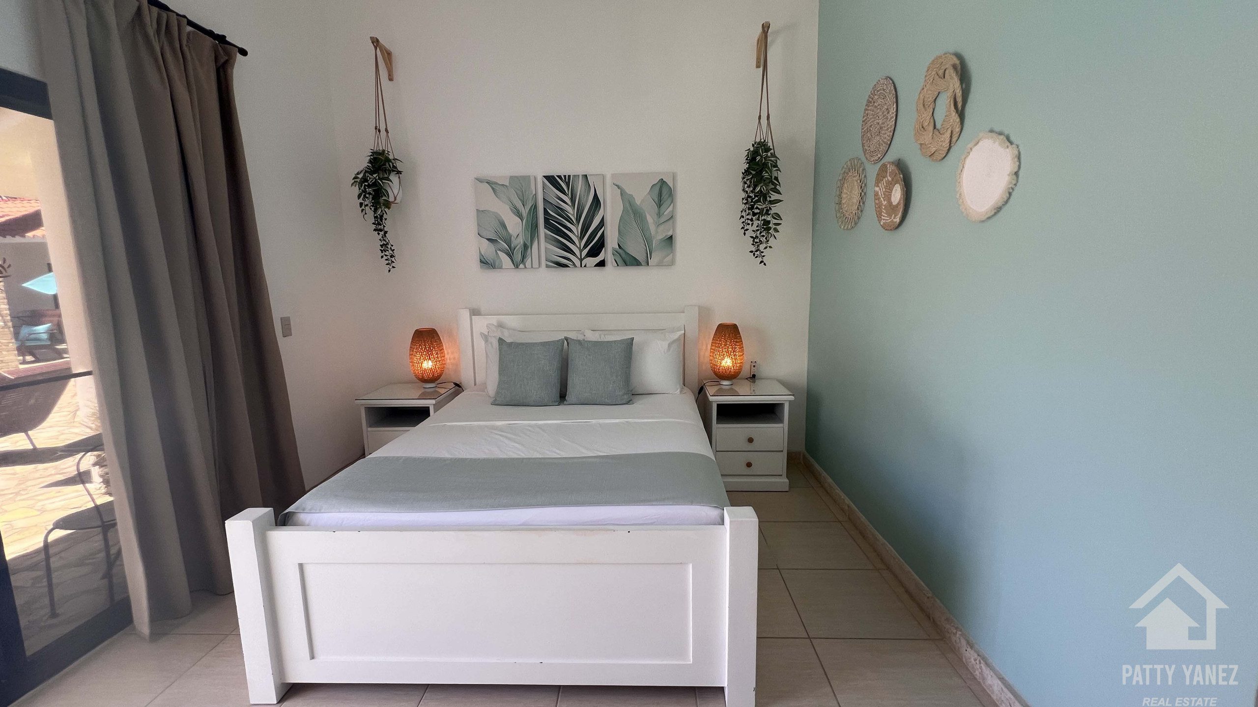 Bed & Breakfast Studio Complex for Sale Near the Ocean