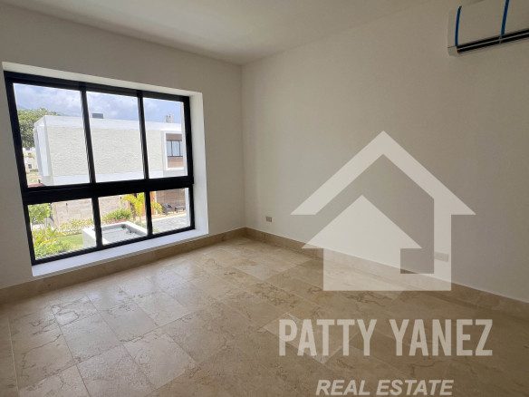 Playa Dorada – Villa de 2 dormitorios en venta en Puerto Plata