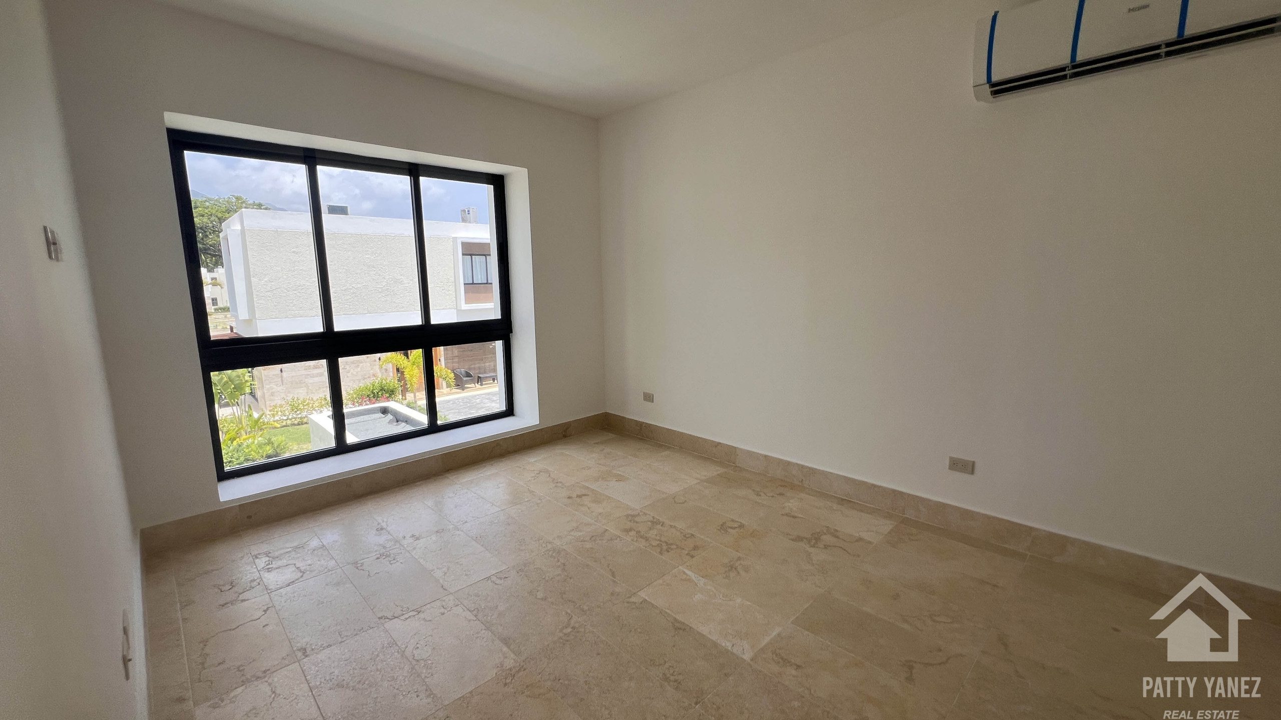 Playa Dorada – Villa de 2 dormitorios en venta en Puerto Plata