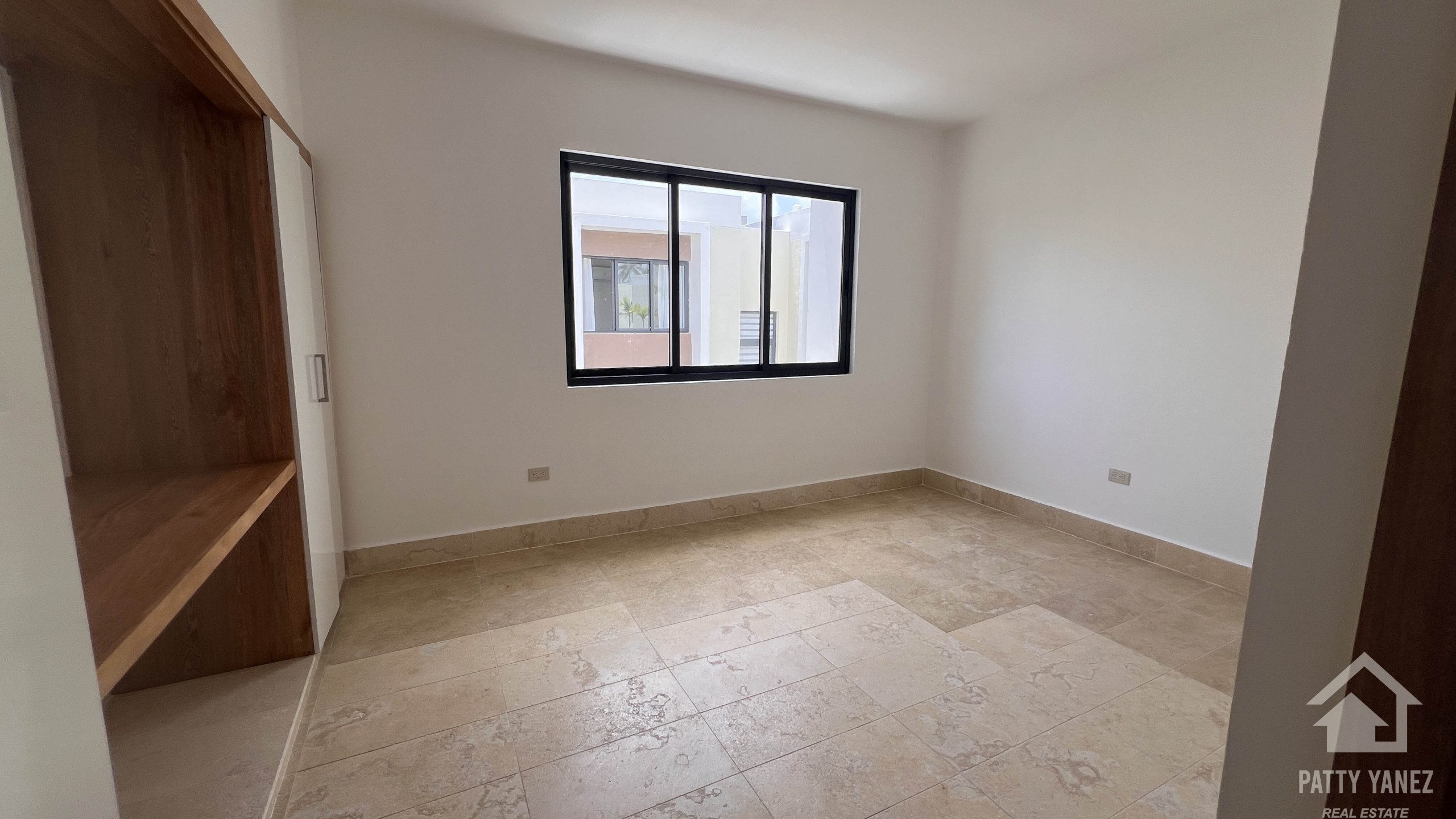 Playa Dorada – Villa de 2 dormitorios en venta en Puerto Plata