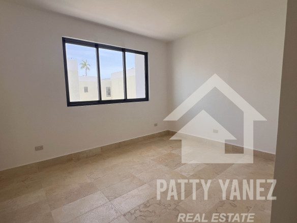 Playa Dorada – Villa de 2 dormitorios en venta en Puerto Plata