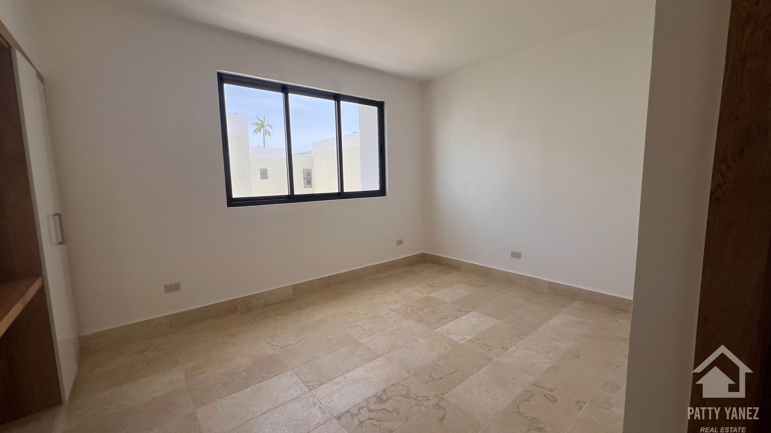 Playa Dorada – Villa de 2 dormitorios en venta en Puerto Plata